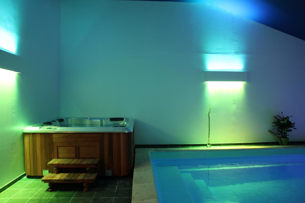 Bed and Breakfast Le Miroir Des Etoiles Pomport Exterior foto