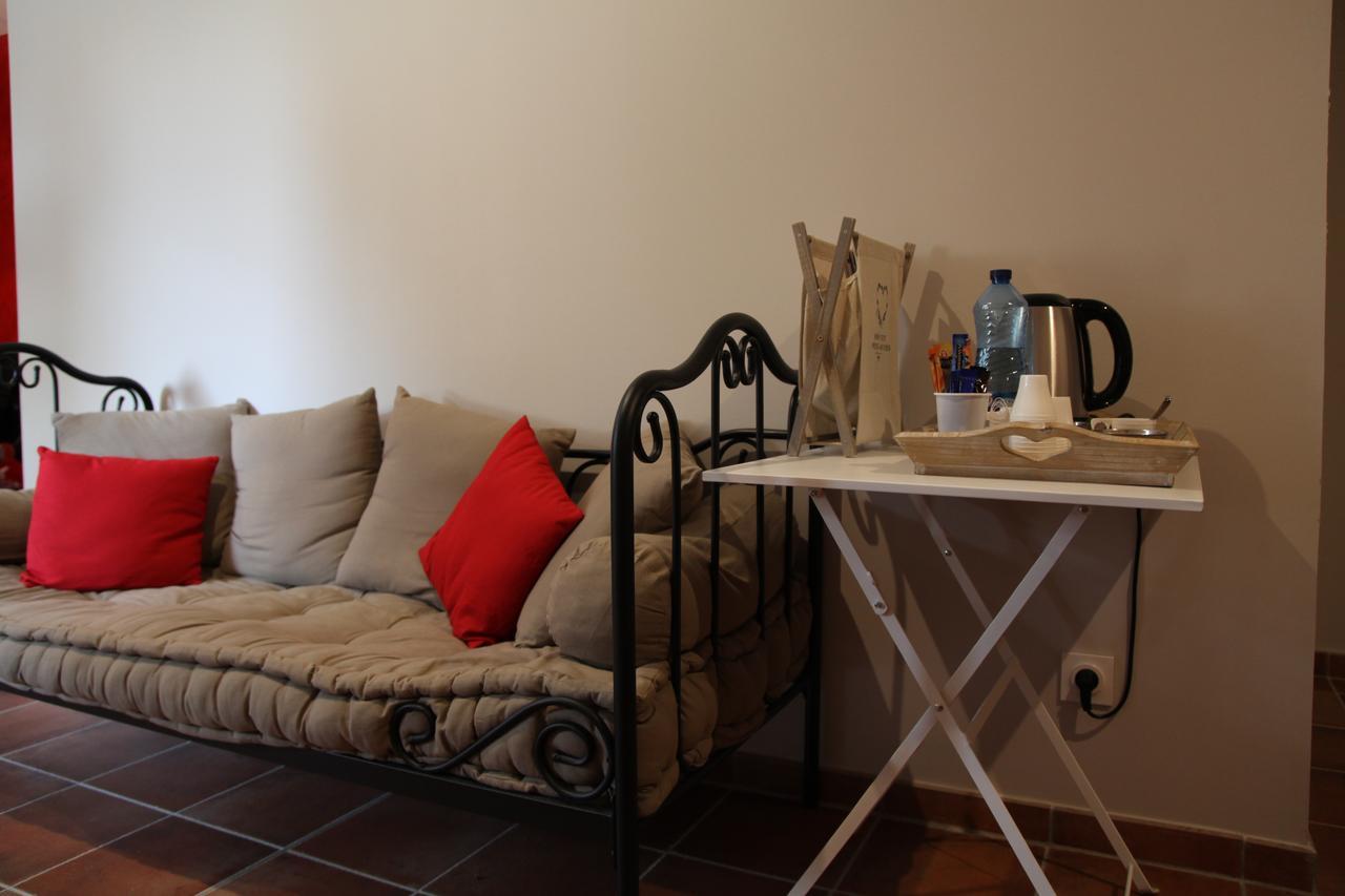 Bed and Breakfast Le Miroir Des Etoiles Pomport Exterior foto